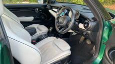 MINI Hatchback 135kW Cooper S Level 3 33kWh 3dr Auto Electric Hatchback